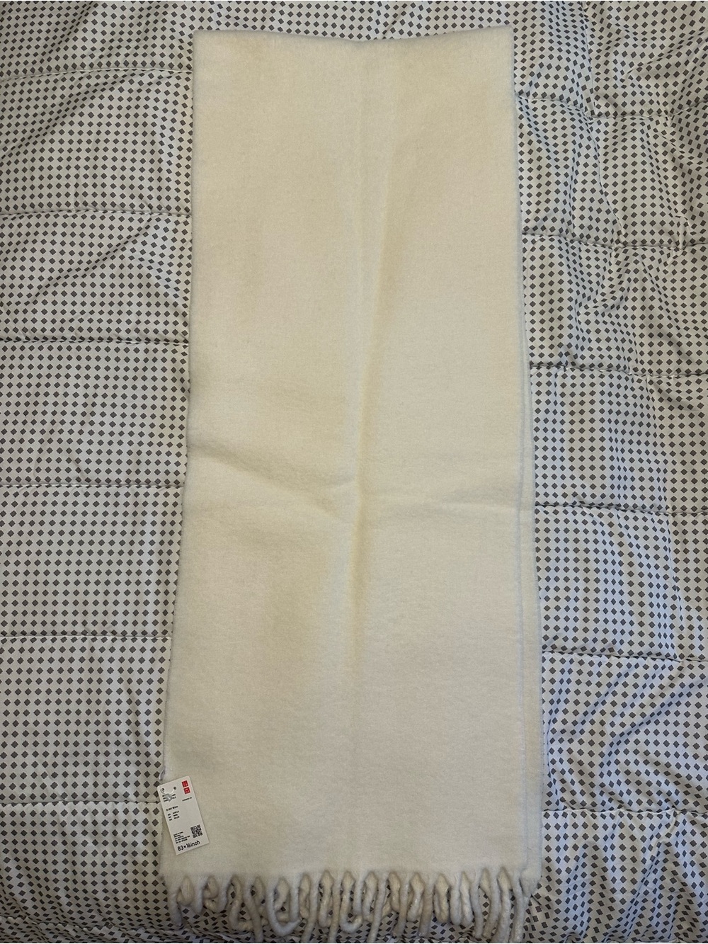 Uniqlo 83” x 16” Scarf NWT